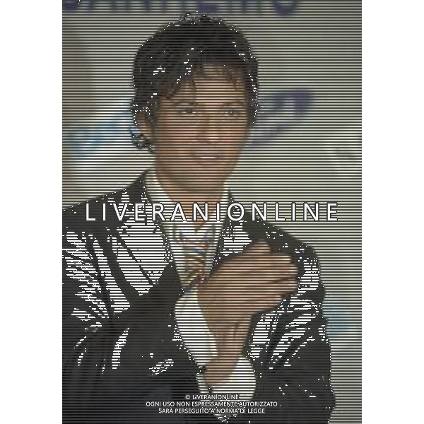 NEG COL- RETROSPETTIVA ROSARIO TINDARO FIORELLO SHOWMAN-IMITATORE -COMICO E CANTANTE NELLA FOTO ROSARIO TINDARO FIORELLO A SANREMO NELL\'ANNO 2002 AG ALDO LIVERANI SAS  