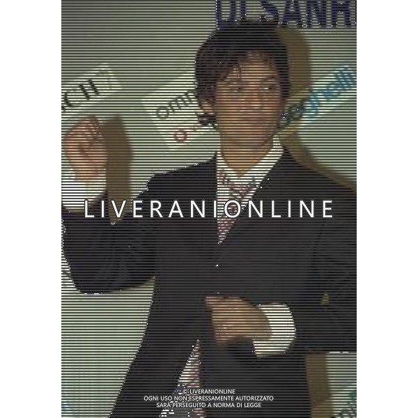 NEG COL- RETROSPETTIVA ROSARIO TINDARO FIORELLO SHOWMAN-IMITATORE -COMICO E CANTANTE NELLA FOTO ROSARIO TINDARO FIORELLO A SANREMO NELL\'ANNO 2002 AG ALDO LIVERANI SAS  