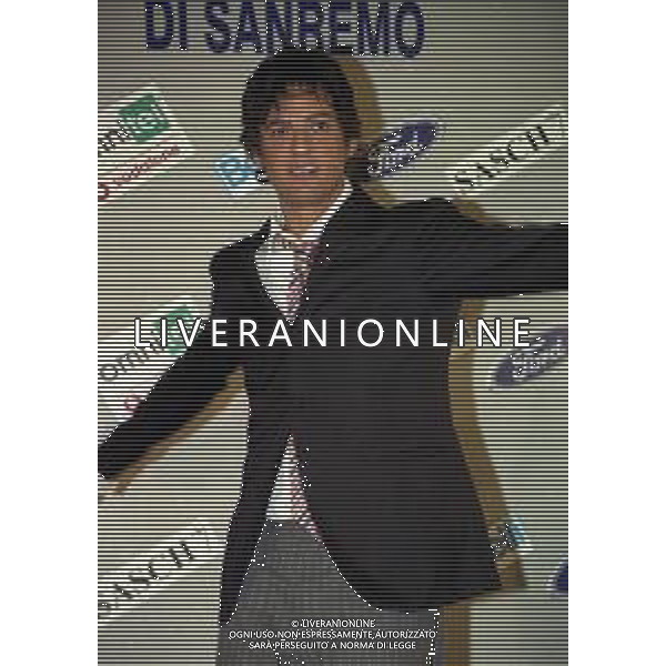 NEG COL- RETROSPETTIVA ROSARIO TINDARO FIORELLO SHOWMAN-IMITATORE -COMICO E CANTANTE NELLA FOTO ROSARIO TINDARO FIORELLO A SANREMO NELL\'ANNO 2002 AG ALDO LIVERANI SAS  