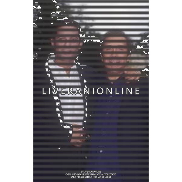 DIAP- RETROSPETTIVA ROSARIO TINDARO FIORELLO SHOWMAN-IMITATORE -COMICO E CANTANTE NELLA FOTO ROSARIO TINDARO FIORELLO CON MARCO BALESTRI AG ALDO LIVERANI SAS  