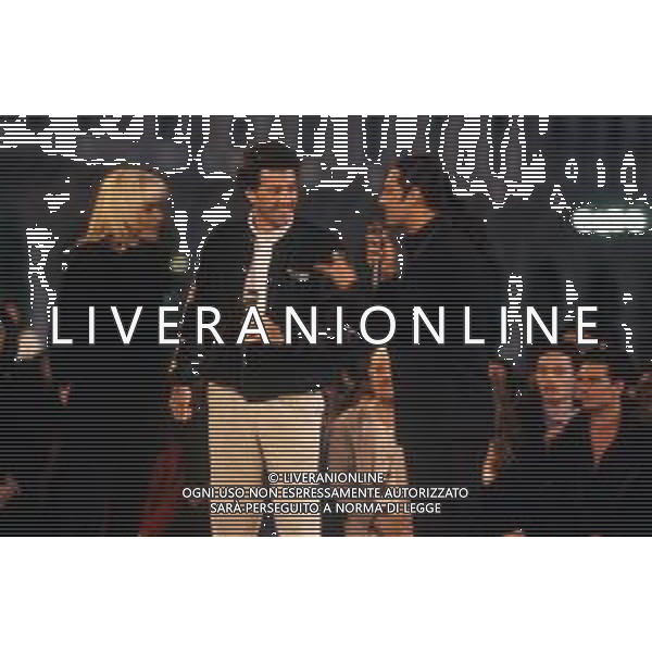DIAP-RETROSPETTIVA ROSARIO TINDARO FIORELLO SHOWMAN-IMITATORE -COMICO E CANTANTE NELLA FOTO ROSARIO TINDARO FIORELLO CON LUCA BARBARESCHI E DONATELLA RETTORE AG ALDO LIVERANI SAS 