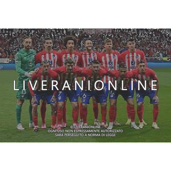 TVRG Atletico Madrid vs Inter nella foto formazione Atletico Madrid, in piedi da SX Jan Oblak, Stefan Savic, Axel Laurent Witsel, Mario Hermoso Canseco, Marcos Llorente Moreno e Alvaro Morata; in basso da SX Rodrigo de Paul, Antoine Griezmann, Koke Jorge Merodio, Samuel Dias Lino e Nahuel Molina Lucero Madrid (SPA) 13-03-2024 Stadio Civitas Metropolitano UEFA Champions League - ottavi di finale gara di ritorno foto Roberto Garavaglia/Agenzia Aldo Liverani sas/AGENZIA ALDO LIVERANI SAS