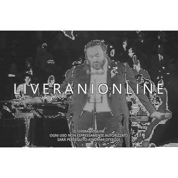 Neg- RETROSPETTIVA LUCIANO PAVAROTTI TENORE NELLA FOTO IN CONCERTO NELL\'ANNO 1986 AG ALDO LIVERANI SAS