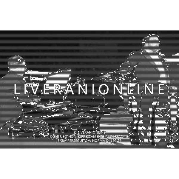 Neg- RETROSPETTIVA LUCIANO PAVAROTTI TENORE NELLA FOTO IN CONCERTO NELL\'ANNO 1986 AG ALDO LIVERANI SAS