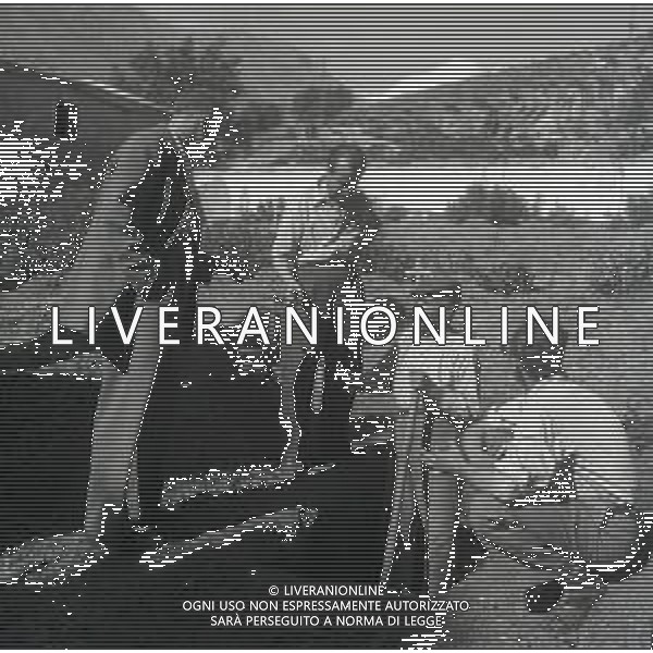 NEG-1952 MONTELEPRE I CIMITERO DOVE E\' SEPPELLITO IL BANDITO GIULIANO FOTO SANDRO VESPASIANI-AG GIOVANNI LIVERANI- AG ALDO LIVERANI SAS