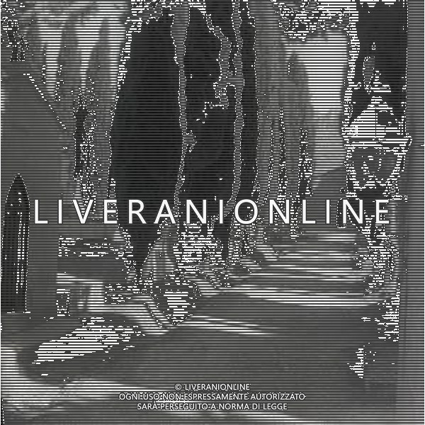 NEG-1952 MONTELEPRE I CIMITERO DOVE E\' SEPPELLITO IL BANDITO GIULIANO FOTO SANDRO VESPASIANI-AG GIOVANNI LIVERANI- AG ALDO LIVERANI SAS