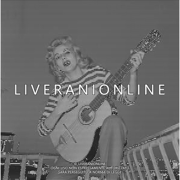 Neg- RETROSPETTIVA SANDRA MILO ATTRICE NELLA FOTO SANDRA MILO A ROMA NELL\'ANNO 1956 AG ALDO LIVERANI SAS