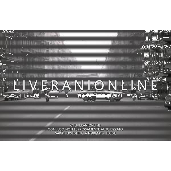 NEG- 1978 MILANO MANIFESTAZIONE PER LA LIBERAZIONE DELL\'ONOREVOLE ALDO MORO RAPITO A ROMA DELLE BRIGATE ROSSE AG ALDO LIVERANI SAS