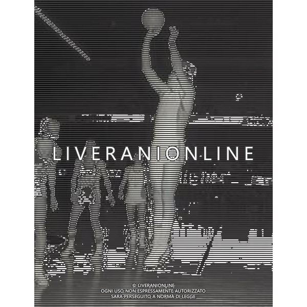 NEG-1978 MILANO CAMPIONATO DI BASKET SERIE A 1 XEROX-ALCO NELLA FOTO AZIONI DI GIOCO AG ALDO LIVERANI SAS