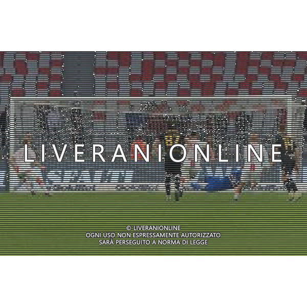 TVEM Filip Stankovic of Sampdoria penalty saved during the Italian Serie B match between SSC Bari vs Sampdoria on March 16, 2024 at the San Nicola stadium in Bari, Italy. Photo by Emmanuele Mastrodonato/agenzia Aldo Liverani sas/ AGENZIA ALDO LIVERANI SAS