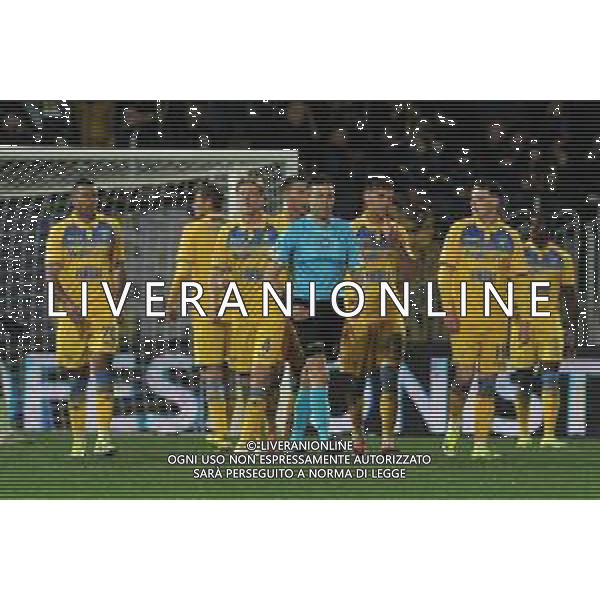 Frosinone vs Lazio - Campionato Serie A TIM - 29 giornata - Stadio B.Stirpe - Frosinone 16-03-2024 nella foto Proteste Frosinone con arbitro Rapuano ©Federico Gaetano / AGENZIA ALDO LIVERANI SAS