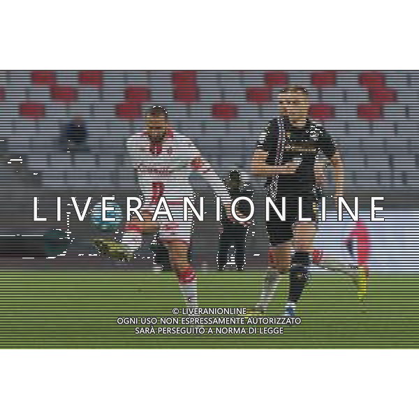 TVEM Valerio Di Cesare of SSC Bari and Manuel De Luca of Sampdoria during the Italian Serie B match between SSC Bari vs Sampdoria on March 16, 2024 at the San Nicola stadium in Bari, Italy. Photo by Emmanuele Mastrodonato/agenzia Aldo Liverani sas / AGENZIA ALDO LIVERANI SAS