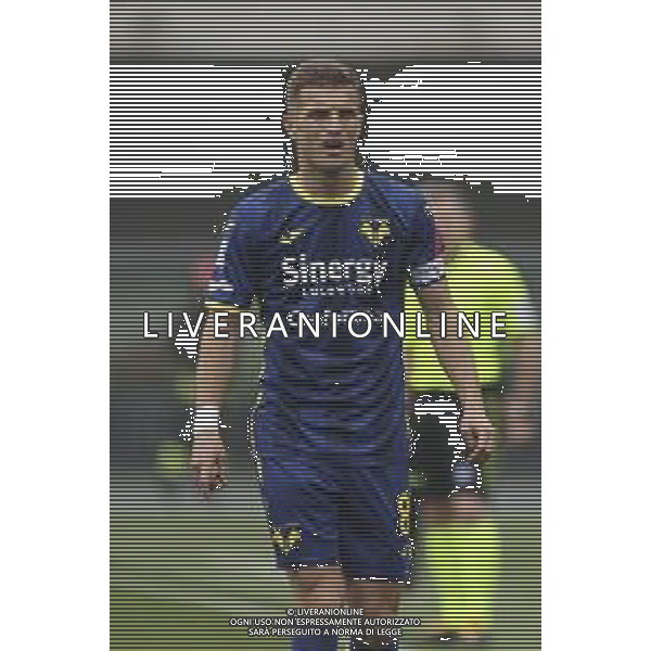 Darko Lazovic of Hellas Verona FC looks during Hellas Verona FC vs AC Milan, 29° Serie A Tim 2023-24 game at Marcantonio Bentegodi Stadium in Verona (VR), Italy, on March 17, 2024. (Photo by Davide Casentini)/ AGENZIA ALDO LIVERANI SAS