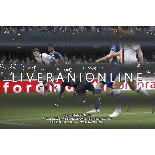 Christian Pulisic of AC Milan. scores a goal during Hellas Verona FC vs AC Milan, 29° Serie A Tim 2023-24 game at Marcantonio Bentegodi Stadium in Verona (VR), Italy, on March 17, 2024. (Photo by Davide Casentini)/ AGENZIA ALDO LIVERANI SAS