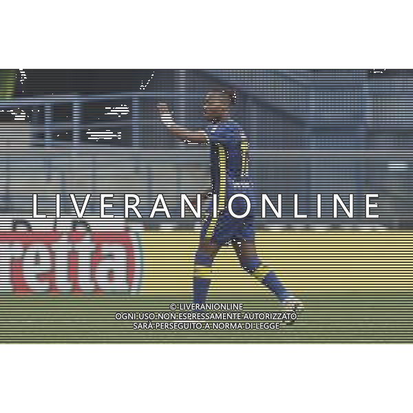 Tijjani Noslin of Hellas Verona FC celebrates after scoring during Hellas Verona FC vs AC Milan, 29° Serie A Tim 2023-24 game at Marcantonio Bentegodi Stadium in Verona (VR), Italy, on March 17, 2024. (Photo by Davide Casentini)/ AGENZIA ALDO LIVERANI SAS