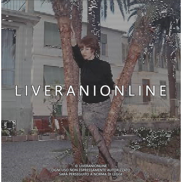 COL-RETROSPETTIVA IVA ZANICCHI CANTANTE NELLA FOTO IVA ZANICCHI A SANREMO NELL\'ANNO 1967 AG ALDO LIVERANI SAS