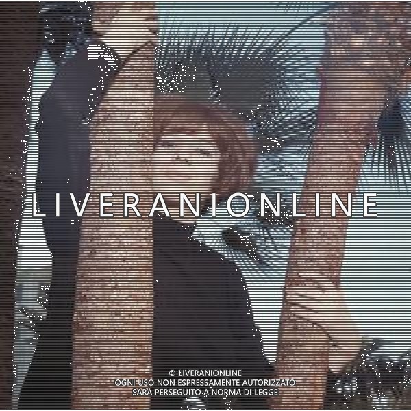 COL-RETROSPETTIVA IVA ZANICCHI CANTANTE NELLA FOTO IVA ZANICCHI A SANREMO NELL\'ANNO 1967 AG ALDO LIVERANI SAS