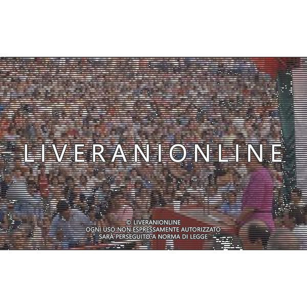 DIAP-RETROSPETTIVA NILDE IOTTI POLITICA NELLA FOTO NILDE IOTTI A MILANO ALLA FESTA DELL\'UNITA\' NELL\'ANNO 1982 FOTO ENRICO LIVERANI-AG ALDO LIVERANI SAS 