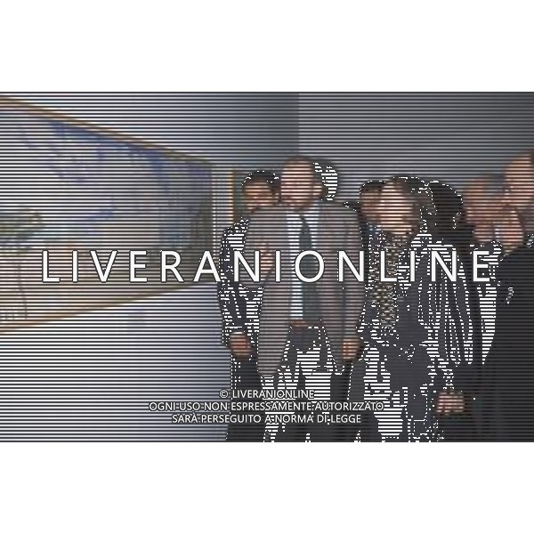 DIAP-RETROSPETTIVA NILDE IOTTI POLITICA NELLA FOTO NILDE IOTTI A MILANO IN VISITA ALLA TRIENNALE NELL\'ANNO 1987 AG ALDO LIVERANI SAS    