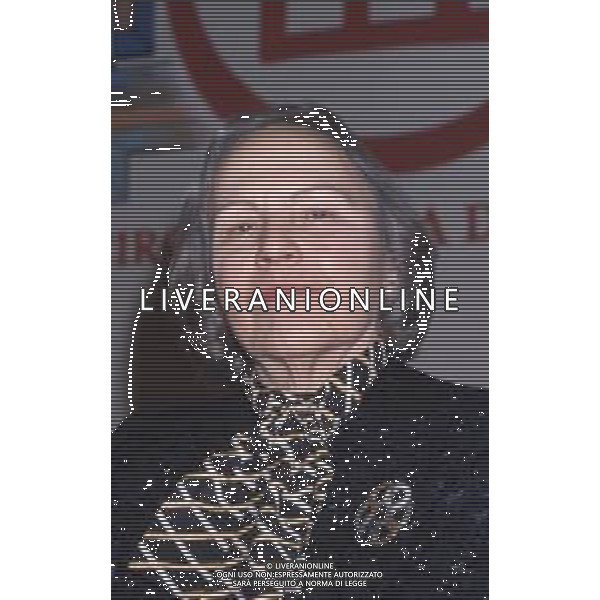 DIAP-RETROSPETTIVA NILDE IOTTI POLITICA NELLA FOTO NILDE IOTTI A MILANO IN VISITA ALLA TRIENNALE NELL\'ANNO 1987 AG ALDO LIVERANI SAS    