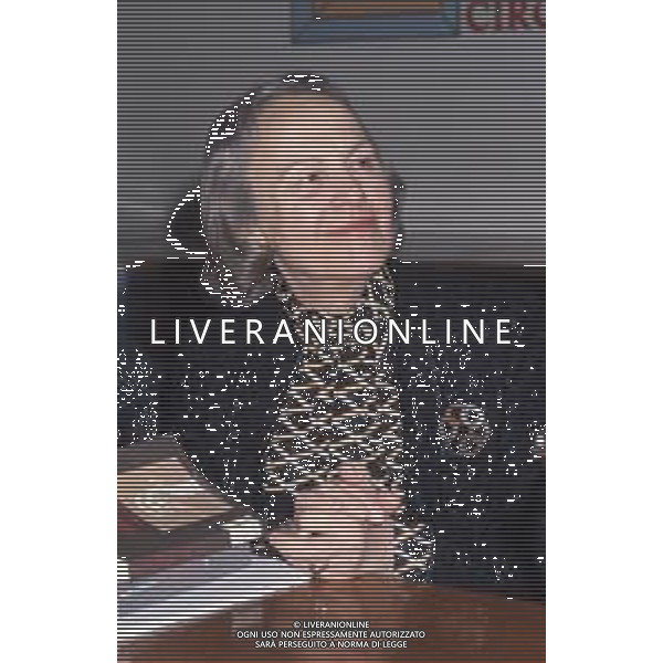 DIAP-RETROSPETTIVA NILDE IOTTI POLITICA NELLA FOTO NILDE IOTTI A MILANO IN VISITA ALLA TRIENNALE NELL\'ANNO 1987 AG ALDO LIVERANI SAS    