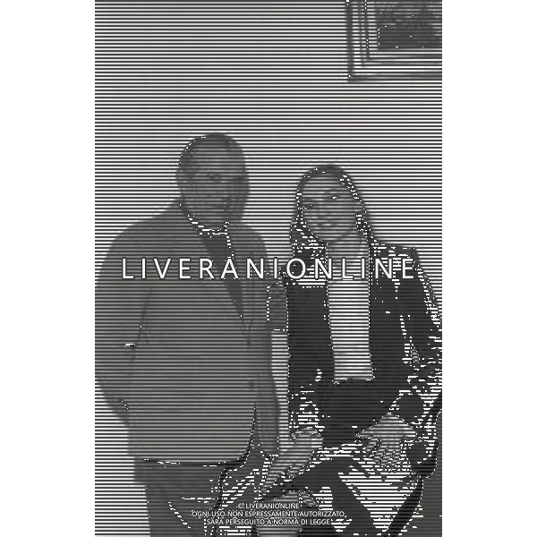 NEG-RETROSPETTIVA CINIO ANGELINI DIRETTORE D\'ORCHESTRA E ARRANGIATORE NELLA FOTO CINICO ANGELINI A SANREMO NELL\'ANNO 1975 AG ALDO LIVERANI SAS