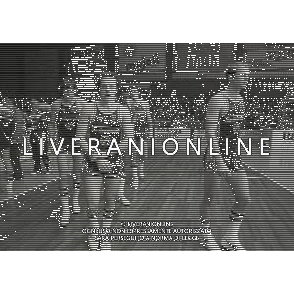 NEG-1980-1981 CANTU\' CAMPIONATO DI BASKET SERIE A1 SQUIBB CANTU\'-TAURISANDA VARESE NELLA FOTO BOB MORSE FOTO ENRICO LIVERANI-AG ALDO LIVERANI SAS