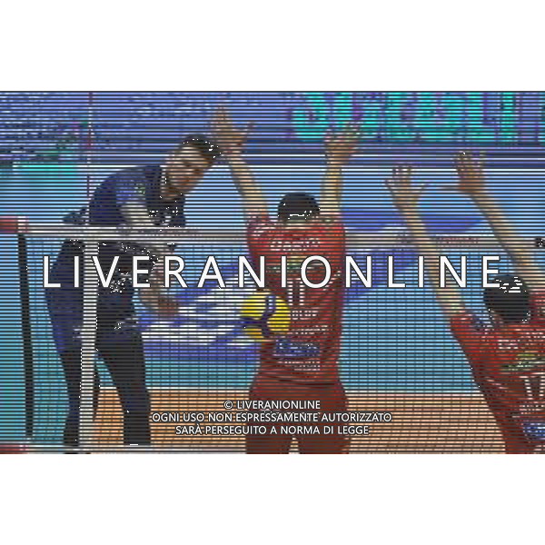 TVRG Monza vs Civitanova nella foto Arthur Szwarc (Vero Volley Monza) Monza 24-03-2024 OpiquadArena Mint Vero Volley Monza vs Cucine Lube Civitanova SuperLega Credem Banca - gara 4 quarti di finale playoff scudetto foto Roberto Garavaglia/Agenzia Aldo Liverani sas/ AGENZIA ALDO LIVERANI SAS