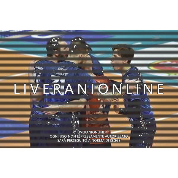 TVRG Monza vs Civitanova nella foto esultanza Vero Volley Monza dopo un punto Monza 24-03-2024 OpiquadArena Mint Vero Volley Monza vs Cucine Lube Civitanova SuperLega Credem Banca - gara 4 quarti di finale playoff scudetto foto Roberto Garavaglia/Agenzia Aldo Liverani sas/ AGENZIA ALDO LIVERANI SAS
