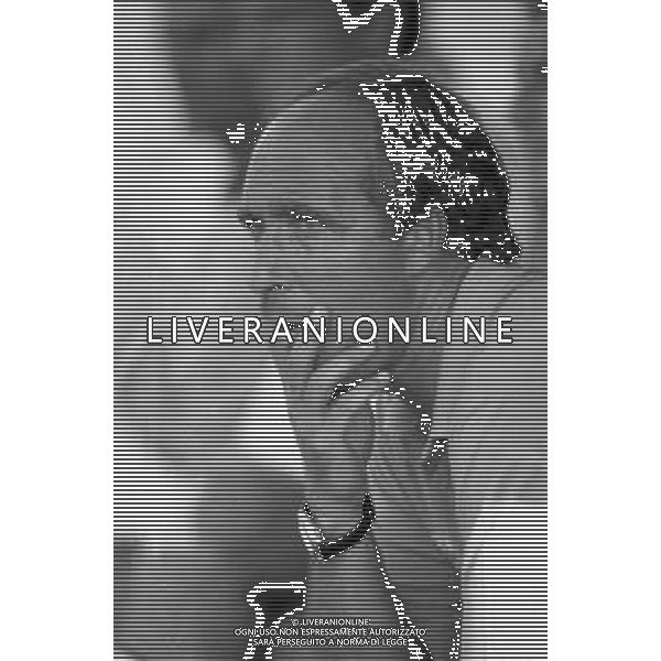 Neg- RETROSPETTIVA GIAN PIERO VENTURA ALLENATORE NELLA FOTO ALLENATORE LECCE CALCIO NELL\'ANNO 1995-1996 AG ALDO LIVERANI SAS