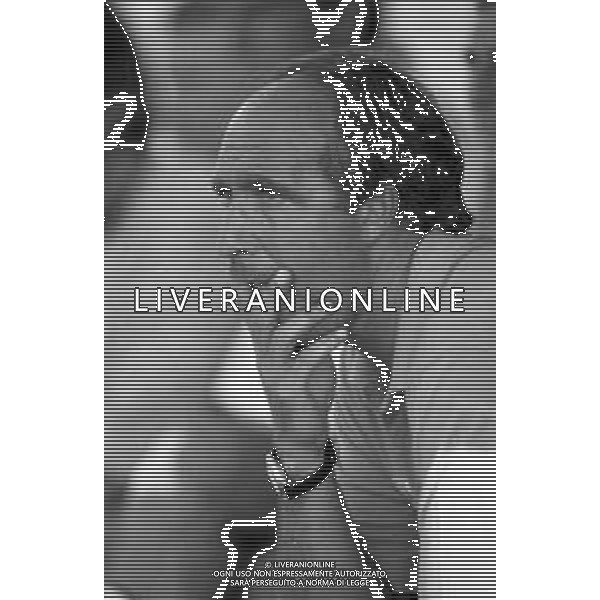 Neg- RETROSPETTIVA GIAN PIERO VENTURA ALLENATORE NELLA FOTO ALLENATORE LECCE CALCIO NELL\'ANNO 1995-1996 AG ALDO LIVERANI SAS