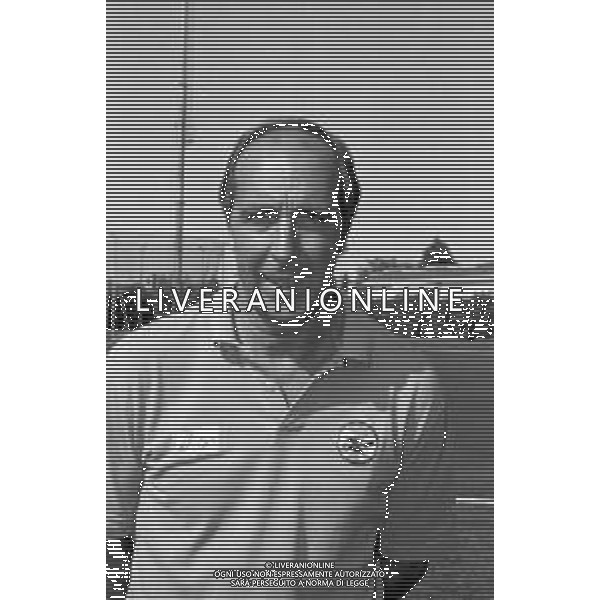 Neg- RETROSPETTIVA GIAN PIERO VENTURA ALLENATORE NELLA FOTO ALLENATORE LECCE CALCIO NELL\'ANNO 1995-1996 AG ALDO LIVERANI SAS