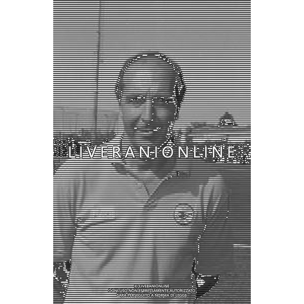 Neg- RETROSPETTIVA GIAN PIERO VENTURA ALLENATORE NELLA FOTO ALLENATORE LECCE CALCIO NELL\'ANNO 1995-1996 AG ALDO LIVERANI SAS