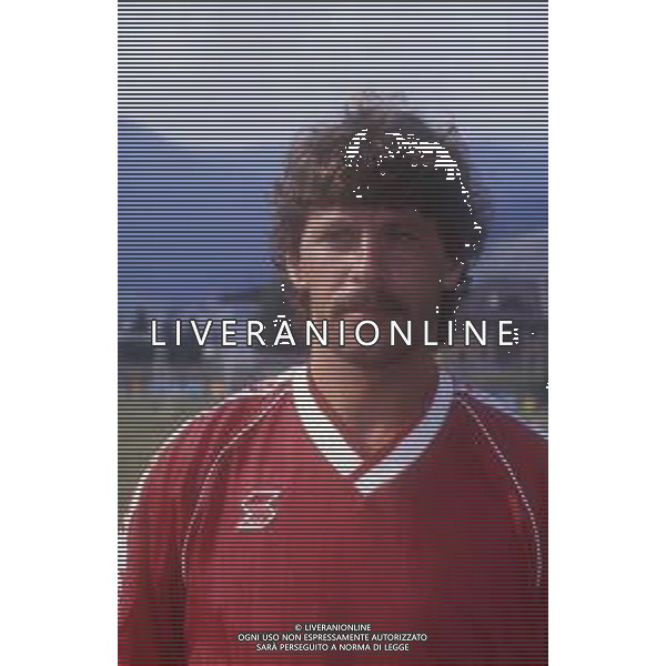 DIAP-RETROSPETTIVA GIORGIO MAGNOCAVALLO CALCIATORE NELLA FOTO GIORGIO MAGNOCAVALLO CON LA MAGLIA PIACENZA CALCIO AG ALDO LIVERANI SAS