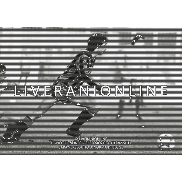ST-RETROSPETTIVA GIORGIO MAGNOCAVALLO CALCIATORE NELLA FOTO GIORGIO MAGNOCAVALLO CON LA MAGLIA ATALANTA CALCIO AG ALDO LIVERANI SAS