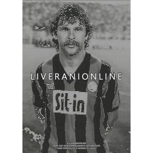 ST-RETROSPETTIVA GIORGIO MAGNOCAVALLO CALCIATORE NELLA FOTO GIORGIO MAGNOCAVALLO CON LA MAGLIA ATALANTA CALCIO AG ALDO LIVERANI SAS