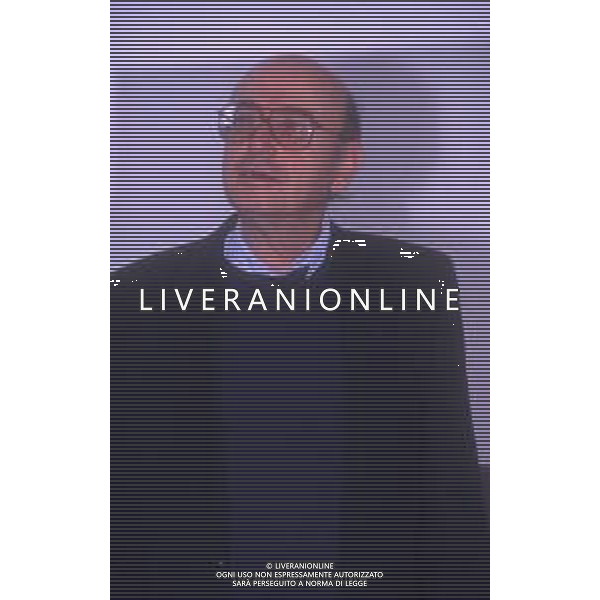 DIAP- RETROSPETTIVA THEO ANGELOPOULOS REGISTA -SCENEGGIATORE E PRODUTTORE CINEMATOGRAFICO NELLA FOTO THEO ANGELOPOULOS NELL\'ANNO 1998 A CANNES AG ALDO LIVERANI SAS  
