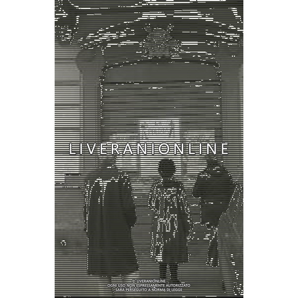 NEG-1978 MILANO CENTRO SOCIALE MACONDO VIA CASTEFIDARDO E SAN MARCO CHIUSO DALLA POLIZIA NELL\'ANNO 1978 AG ALDO LIVERAMNI SAS