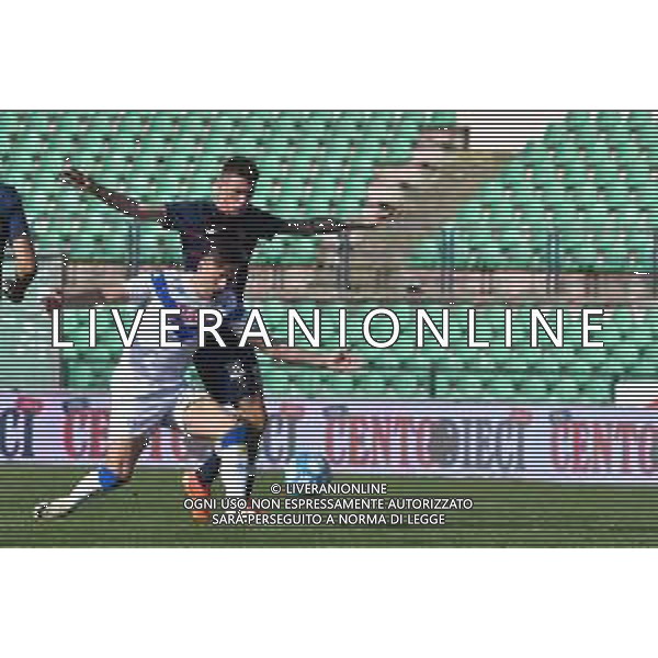 31° Giornata Serie B 2023-2024 Stadio San Vito-Marulla Cosenza-Brescia Nella foto: Gabriele Moncini e Michele Camporese ©Andrea Rosito / AGENZIA ALDO LIVERANI SAS