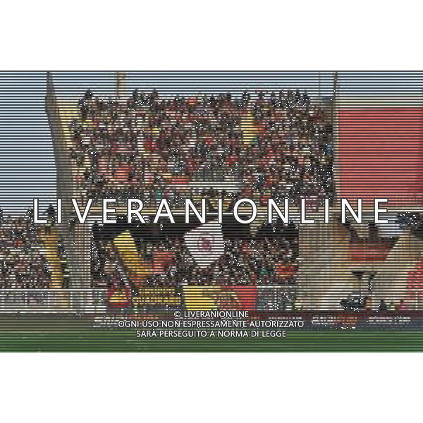 TVEM Supporters of AS Roma during the Italian soccer Serie A match US Lecce vs AS Roma on April 1, 2024 at Via del Mare Stadium in Lecce, Italy. Photo Emmanuele Mastrodonato/agenzia Liverani