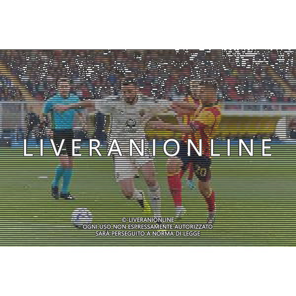 TVEM Bryan Cristante of AS Roma in action against Ylber Ramadani of US Lecce during the Italian soccer Serie A match US Lecce vs AS Roma on April 1, 2024 at Via del Mare Stadium in Lecce, Italy. Photo Emmanuele Mastrodonato/agenzia Liverani