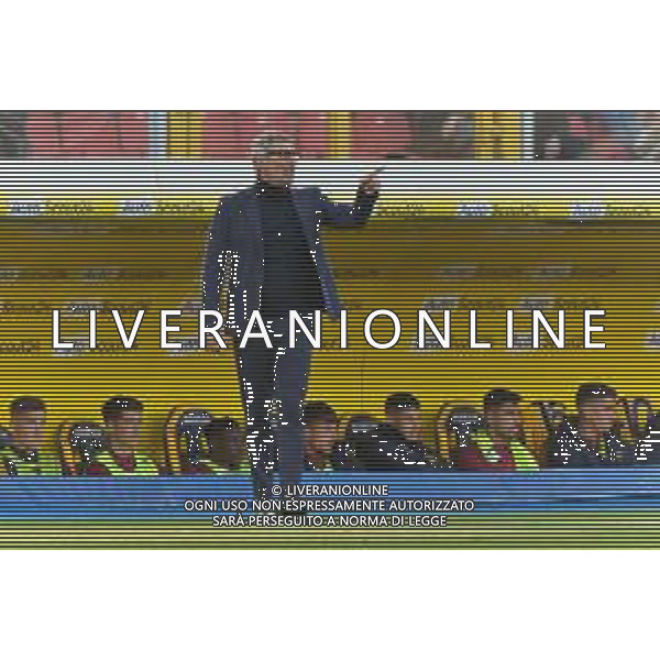 TVEM coach Luca Gotti of US Lecce during the Italian soccer Serie A match US Lecce vs AS Roma on April 1, 2024 at Via del Mare Stadium in Lecce, Italy. Photo Emmanuele Mastrodonato/agenzia Liverani