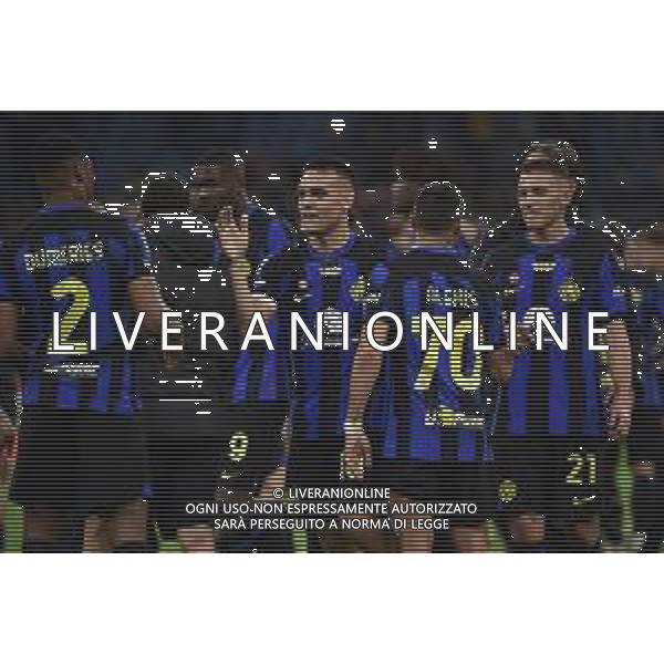 Inter vs Empoli nella foto esultanza finale Inter Milano 01-04-2024 Stadio Giuseppe Meazza - San Siro Campionato Serie A TIM - 30a giornata foto Roberto Garavaglia/Agenzia Aldo Liverani sas/ AGENZIA ALDO LIVERANI SAS