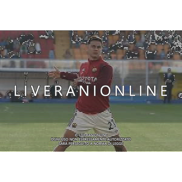TVEM Paulo Dybala of AS Roma warms up during the Italian soccer Serie A match US Lecce vs AS Roma on April 1, 2024 at Via del Mare Stadium in Lecce, Italy. Photo Emmanuele Mastrodonato/agenzia Liverani/ AGENZIA ALDO LIVERANI SAS