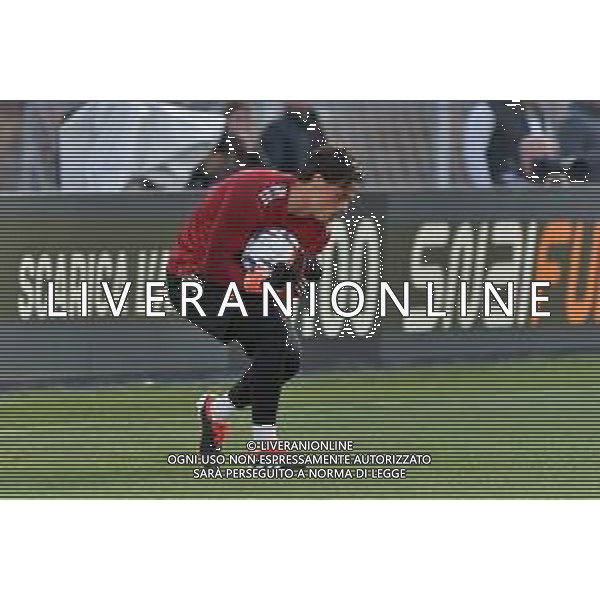 TVEM Mile Svilar of AS Roma warms up during the Italian soccer Serie A match US Lecce vs AS Roma on April 1, 2024 at Via del Mare Stadium in Lecce, Italy. Photo Emmanuele Mastrodonato/agenzia Liverani / AGENZIA ALDO LIVERANI SAS