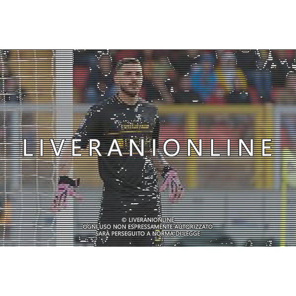 TVEM Wladimiro Falcone of US Lecce during the Italian soccer Serie A match US Lecce vs AS Roma on April 1, 2024 at Via del Mare Stadium in Lecce, Italy. Photo Emmanuele Mastrodonato/agenzia Liverani / AGENZIA ALDO LIVERANI SAS
