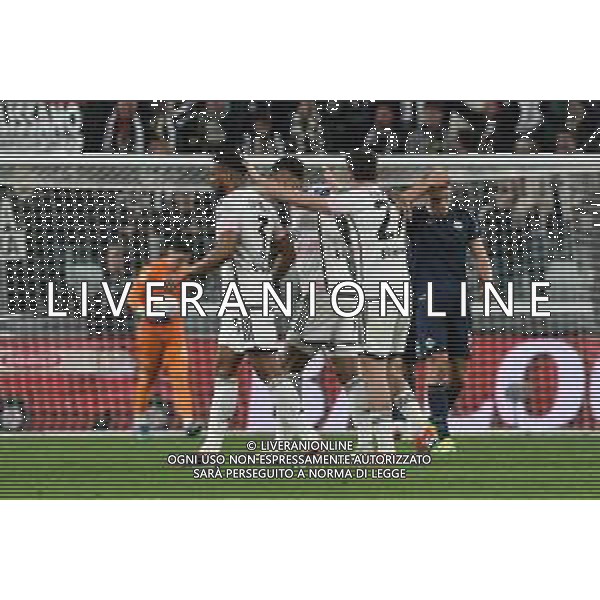 Torino 02.04.2024 Stadio Allianz Stadium ©Alessandro Falzone/Agenzia Aldo Liverani Juventus vs Lazio Coppa Italia Frecciarossa 2023/2024 Semifinale Andata Nella foto : ESULTANZA GOL DI VLAHOVIC DUŠAN