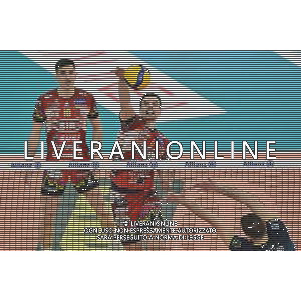 TVRG Milano vs Perugia nella foto Simone Giannelli (Volley Perugia) Milano 03-04-2024 Allianz Cloud Palalido Allianz Powervolley Milano vs Sir Susa Vim Volley Perugia SuperLega Credem Banca - gara 2 semifinali playoff scudetto foto Roberto Garavaglia/Agenzia Aldo Liverani sas