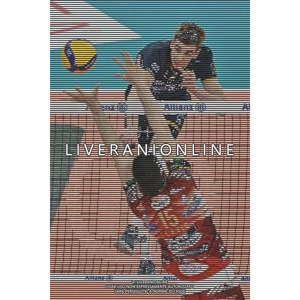 TVRG Milano vs Perugia nella foto Agustin Loser (Powervolley Milano) Milano 03-04-2024 Allianz Cloud Palalido Allianz Powervolley Milano vs Sir Susa Vim Volley Perugia SuperLega Credem Banca - gara 2 semifinali playoff scudetto foto Roberto Garavaglia/Agenzia Aldo Liverani sas/ AGENZIA ALDO LIVERANI SAS