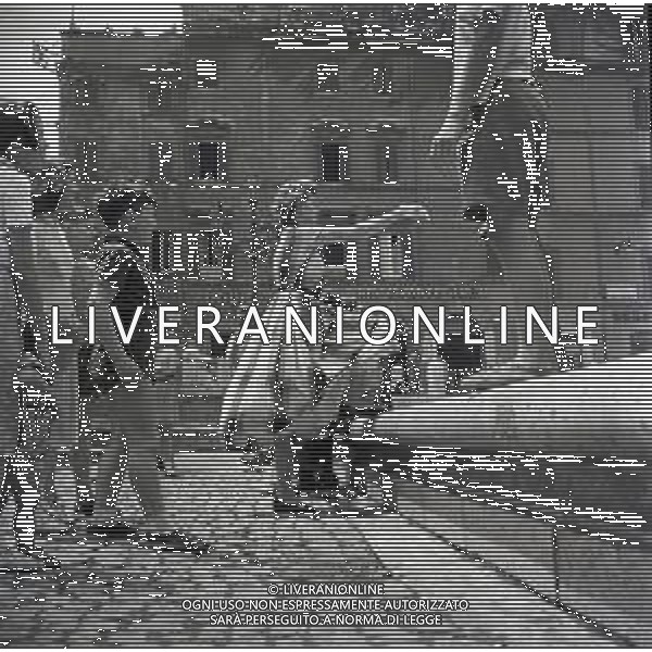 NEG-1950-1955 ROMA FONTANA DI TREVI NELLA FOTO PULIZIA DELLA FONTANA DI TREVI AG ALDO LIVERANI SAS 
